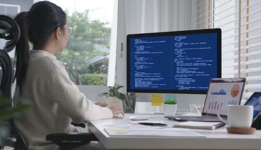 朝阳区企业数字化解决方案:机器学习赋能商业模式升级的核心路径